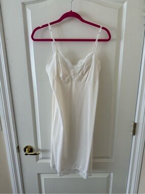 Van Raalte | White lace trim slip dress lingerie size 4 small